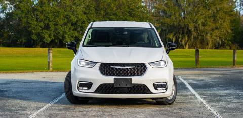 Chrysler Pacifica 2024