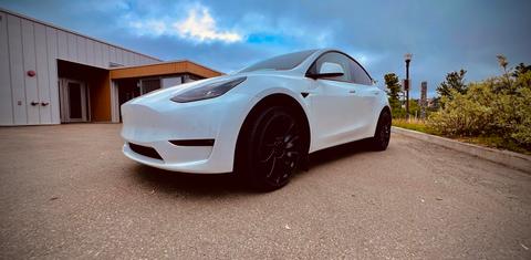 Tesla Model Y 2021