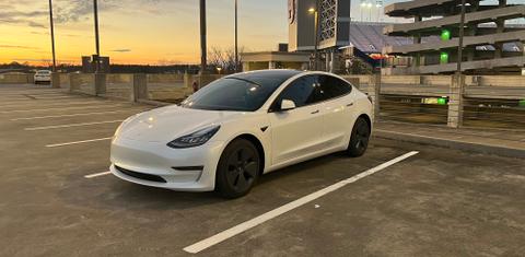 Tesla Model 3 2022