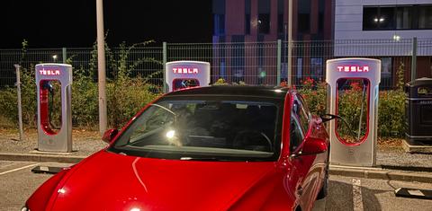 Tesla MODEL 3 2024