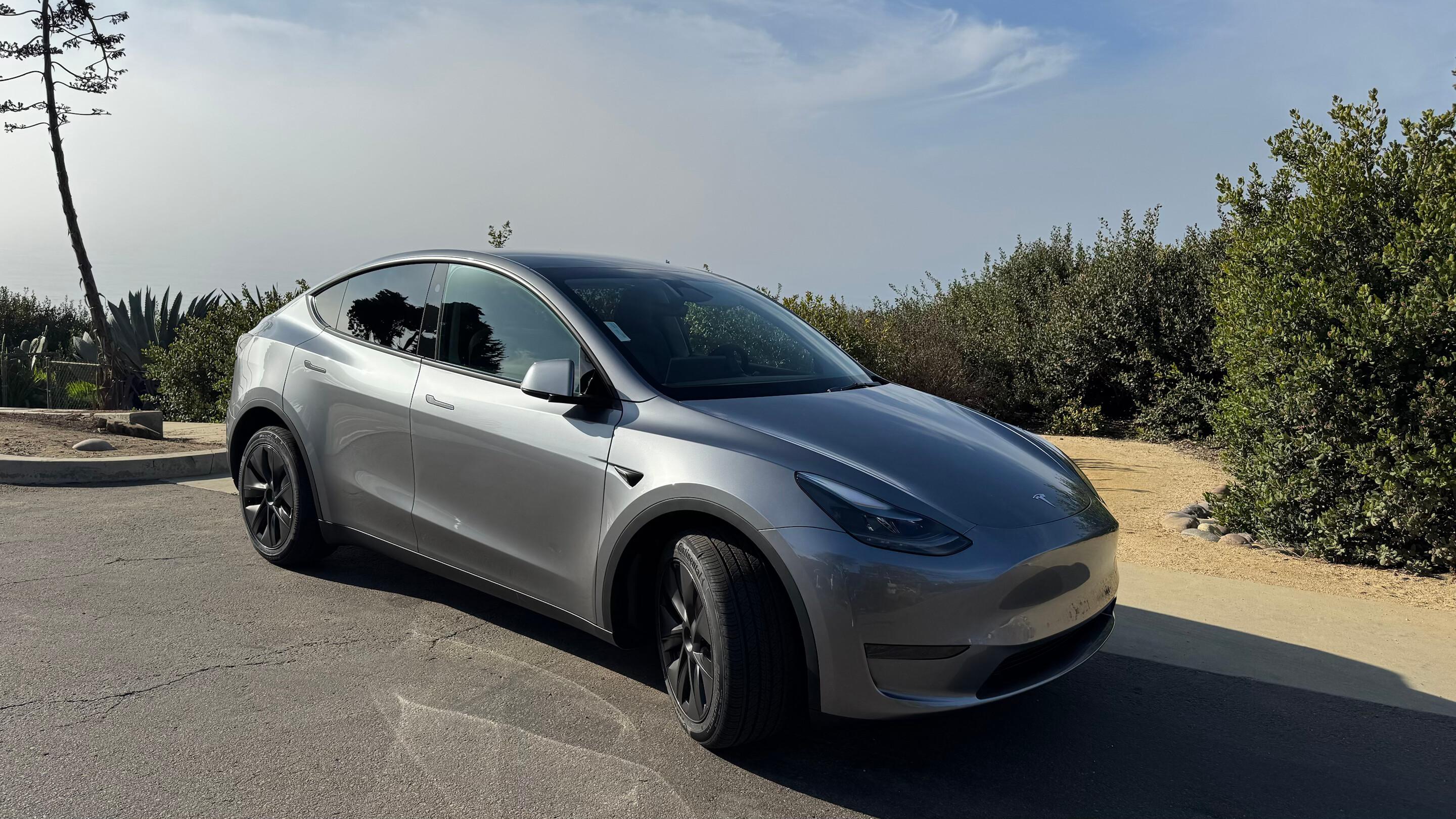 Tesla Model Y 2025 in San Diego, CA