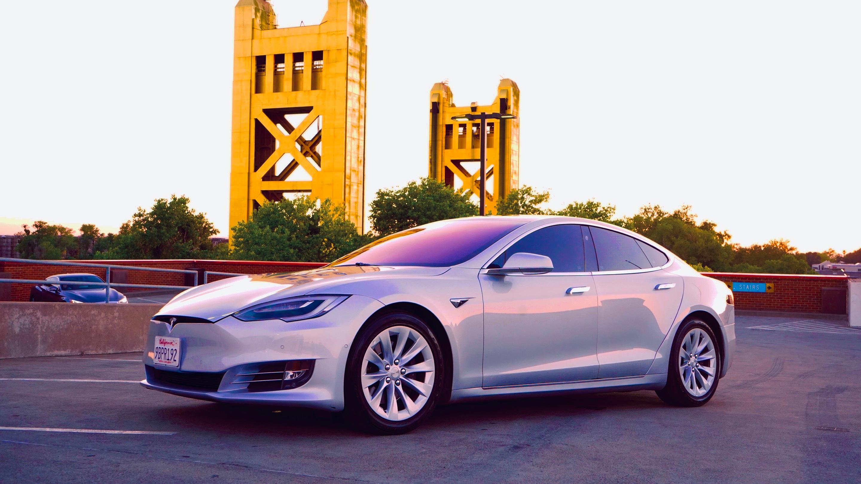 Tesla Model S 2018 in Sacramento, CA