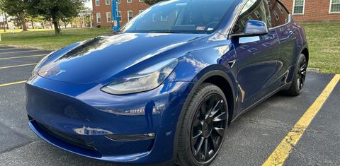 Tesla Model Y 2023