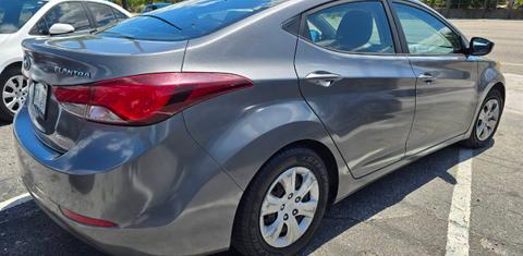 Hyundai Elantra 2016