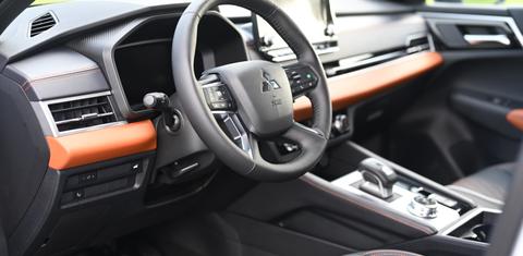Mitsubishi Outlander 2024