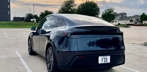 Tesla Model Y 2026