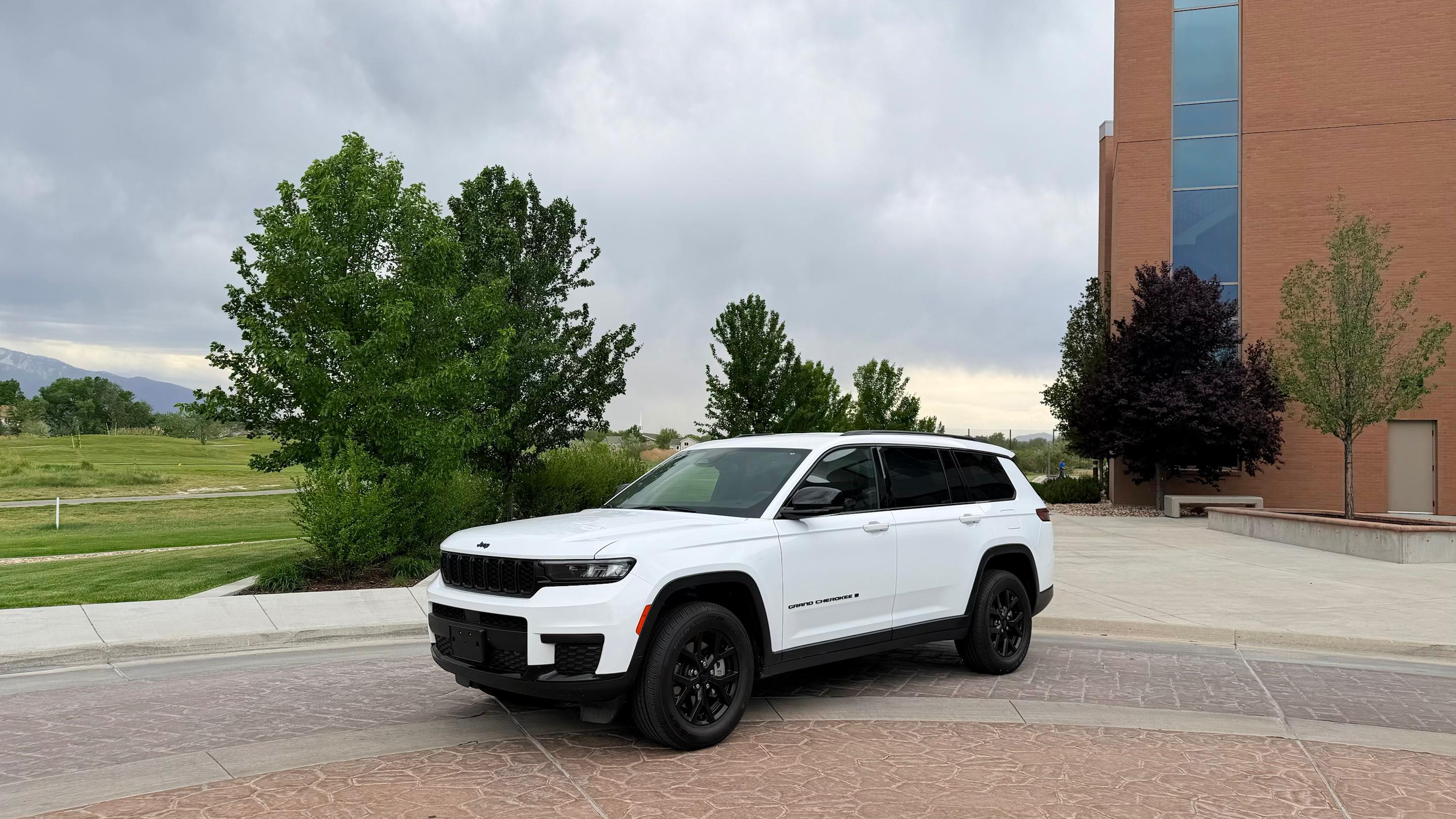 Jeep Grand Cherokee L 2024 in West Valley City, UT