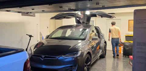 Tesla Model X 2016