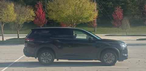 Nissan Pathfinder 2025
