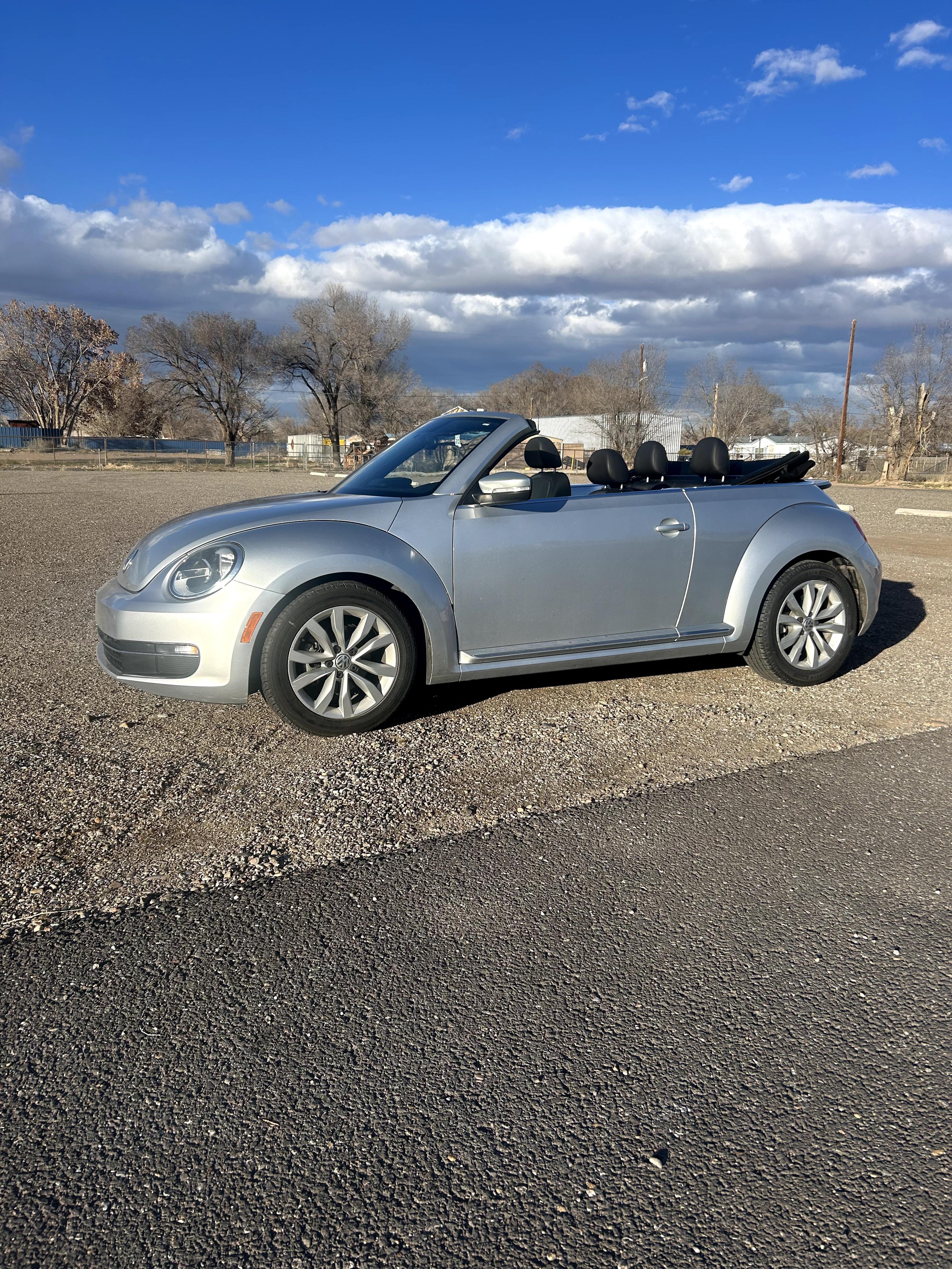 Volkswagen Beetle 2015 in Albuquerque, NM