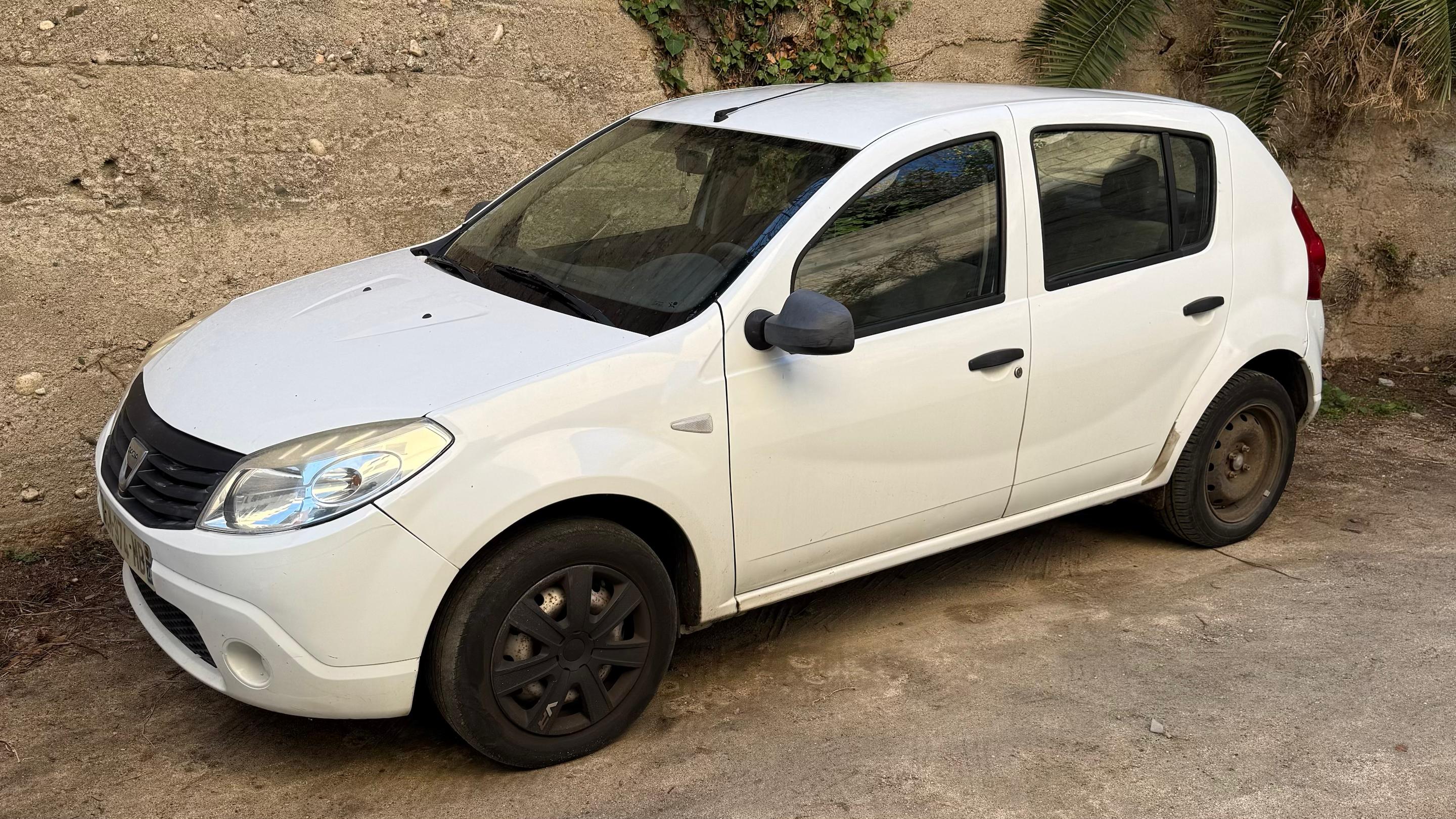 Dacia SANDERO 2012 à Propriano