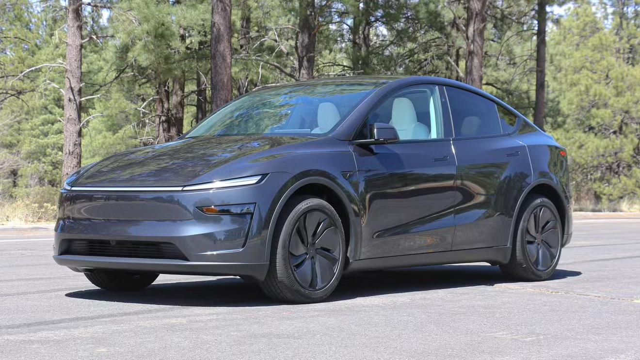 Tesla Model Y 2026 in Richmond, VA