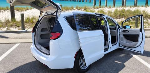 Chrysler Pacifica 2023