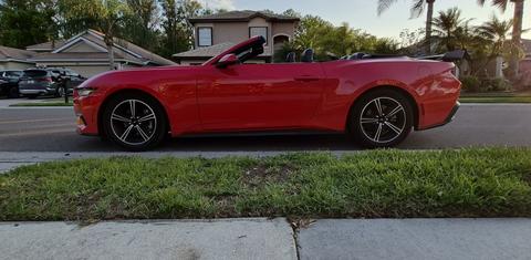 Ford Mustang 2024
