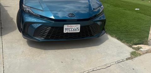 Toyota Camry Hybrid 2026