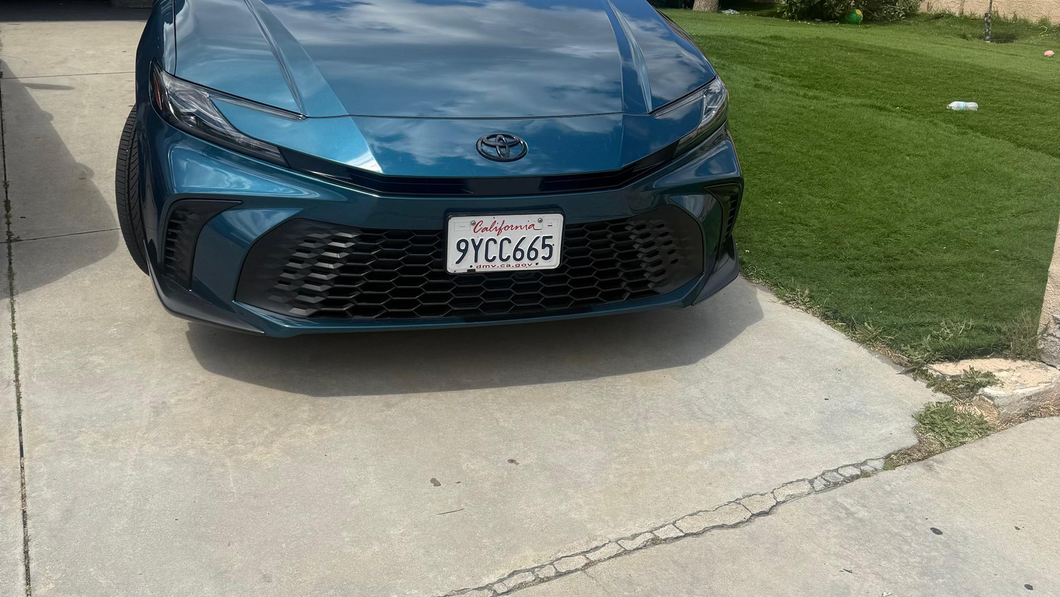 Toyota Camry Hybrid 2026 in 