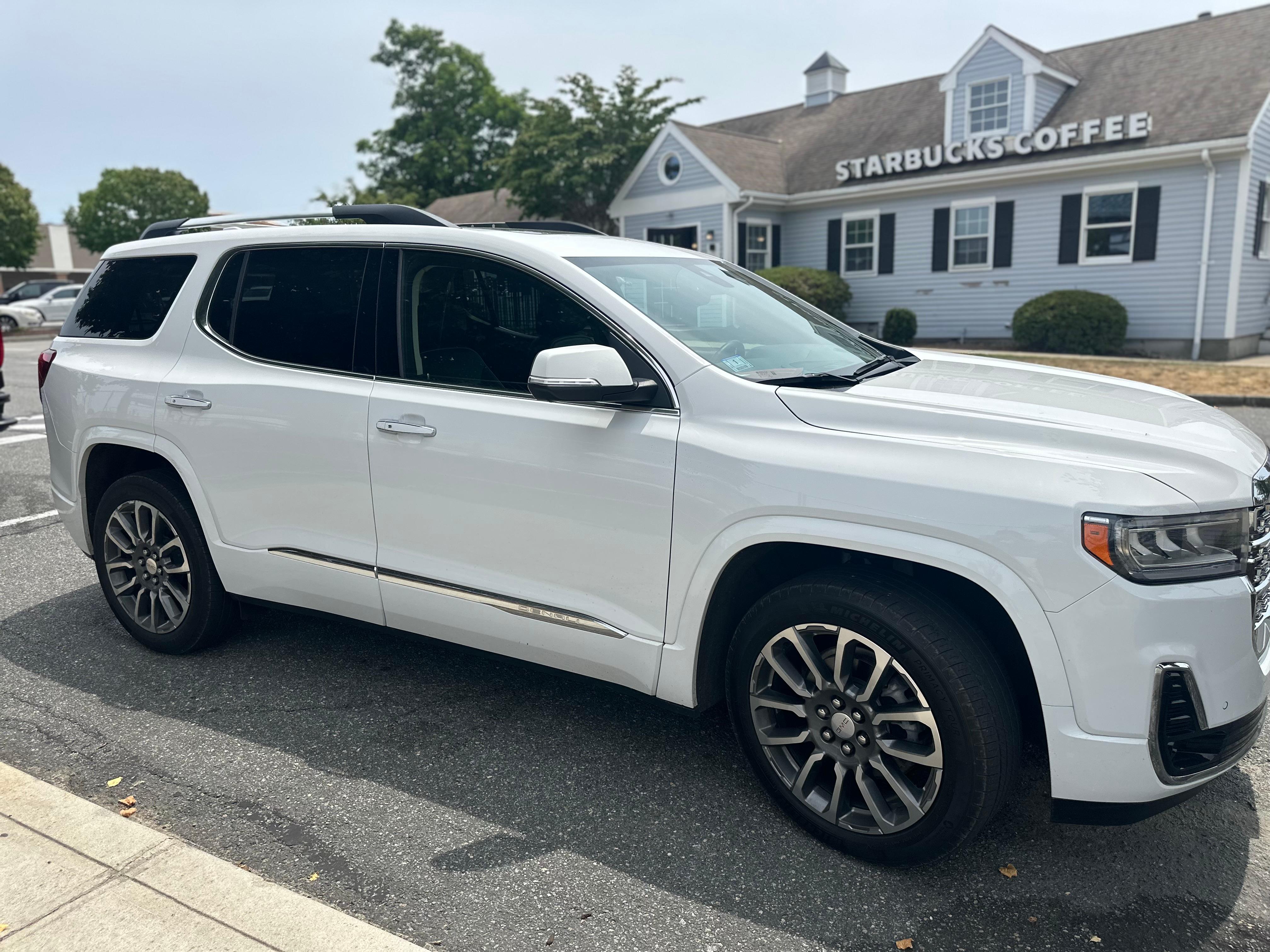 GMC Acadia 2022 in 