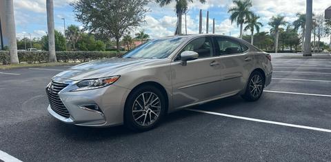 Lexus ES 2017