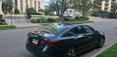 Nissan Altima 2021