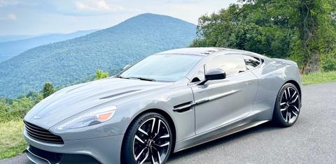 Aston Martin Vanquish 2015