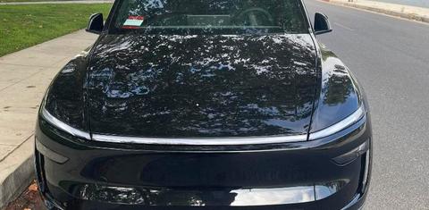Tesla Model Y 2026
