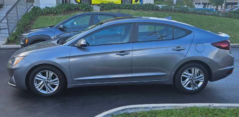Hyundai Elantra 2019