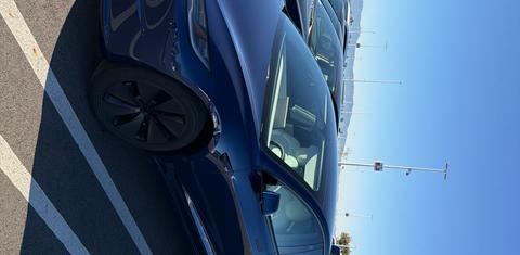 Tesla Model 3 2025