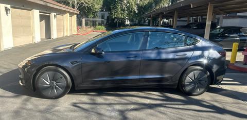 Tesla Model 3 2025