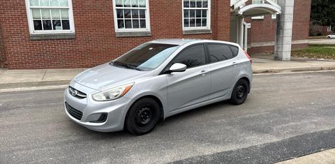 Hyundai Accent 2015