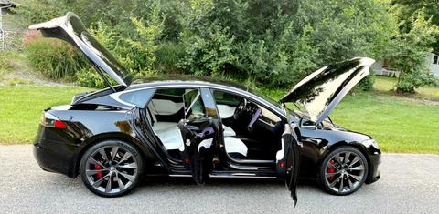 Tesla Model S 2019