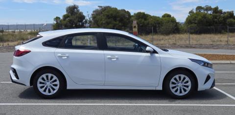 Kia CERATO 2024