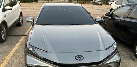 Toyota Camry Hybrid 2025