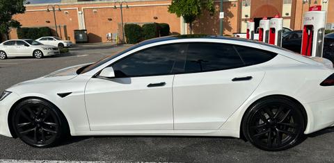 Tesla Model S 2023