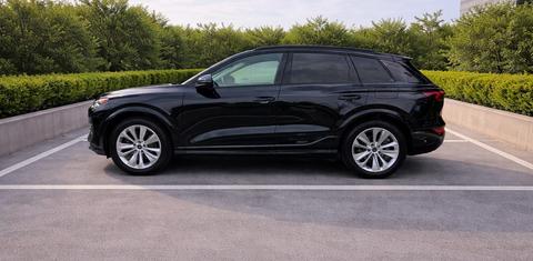 Audi Q6 e-tron 2025