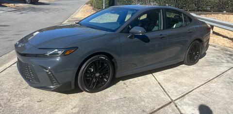 Toyota Camry Hybrid 2025