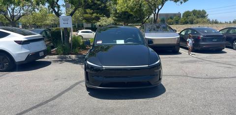 Tesla Model Y 2026