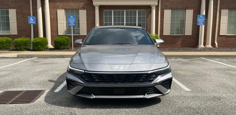Hyundai Elantra 2025