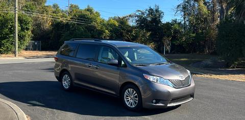 Toyota Sienna 2017