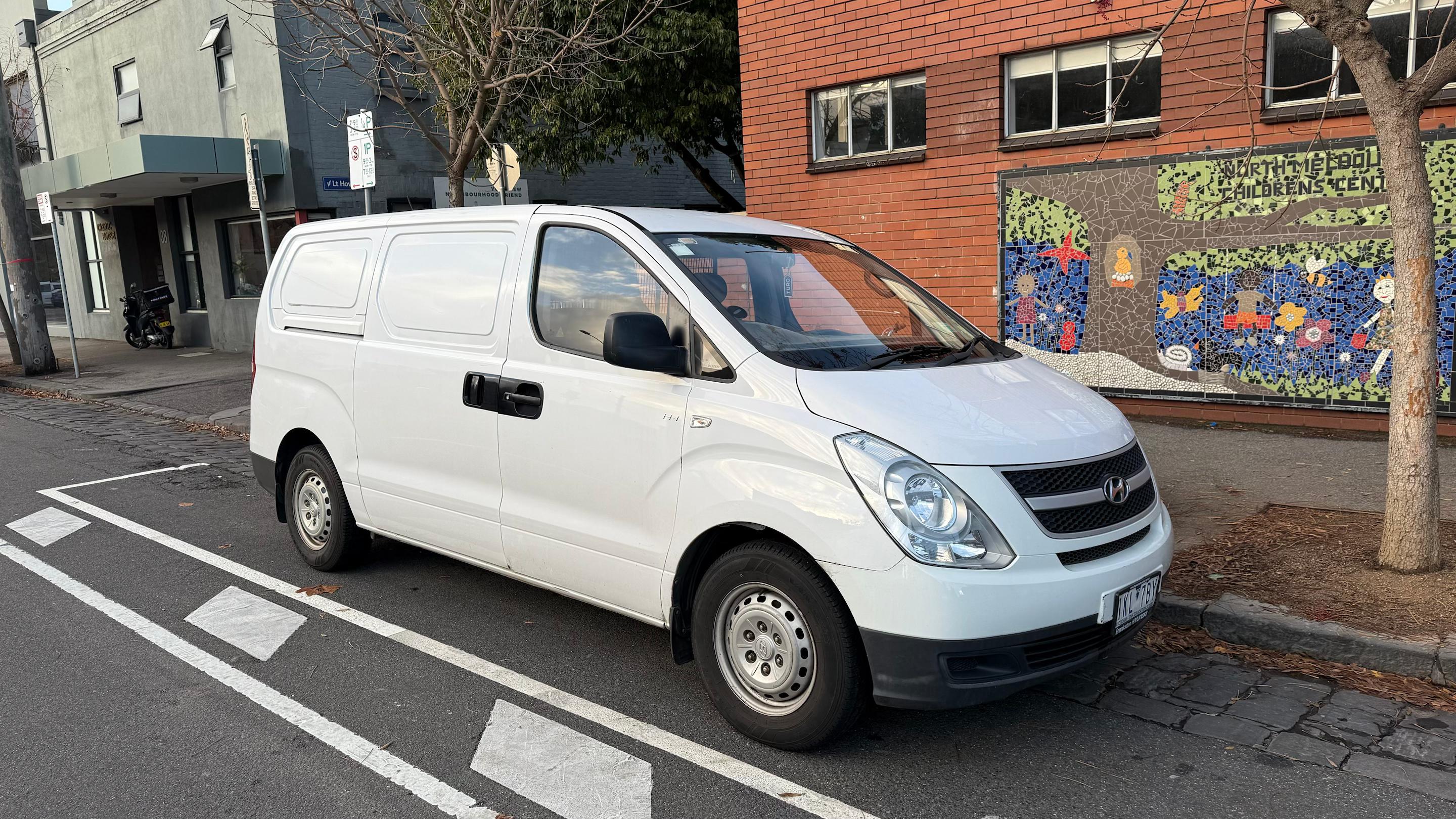 Hyundai iLOAD 2016 in 