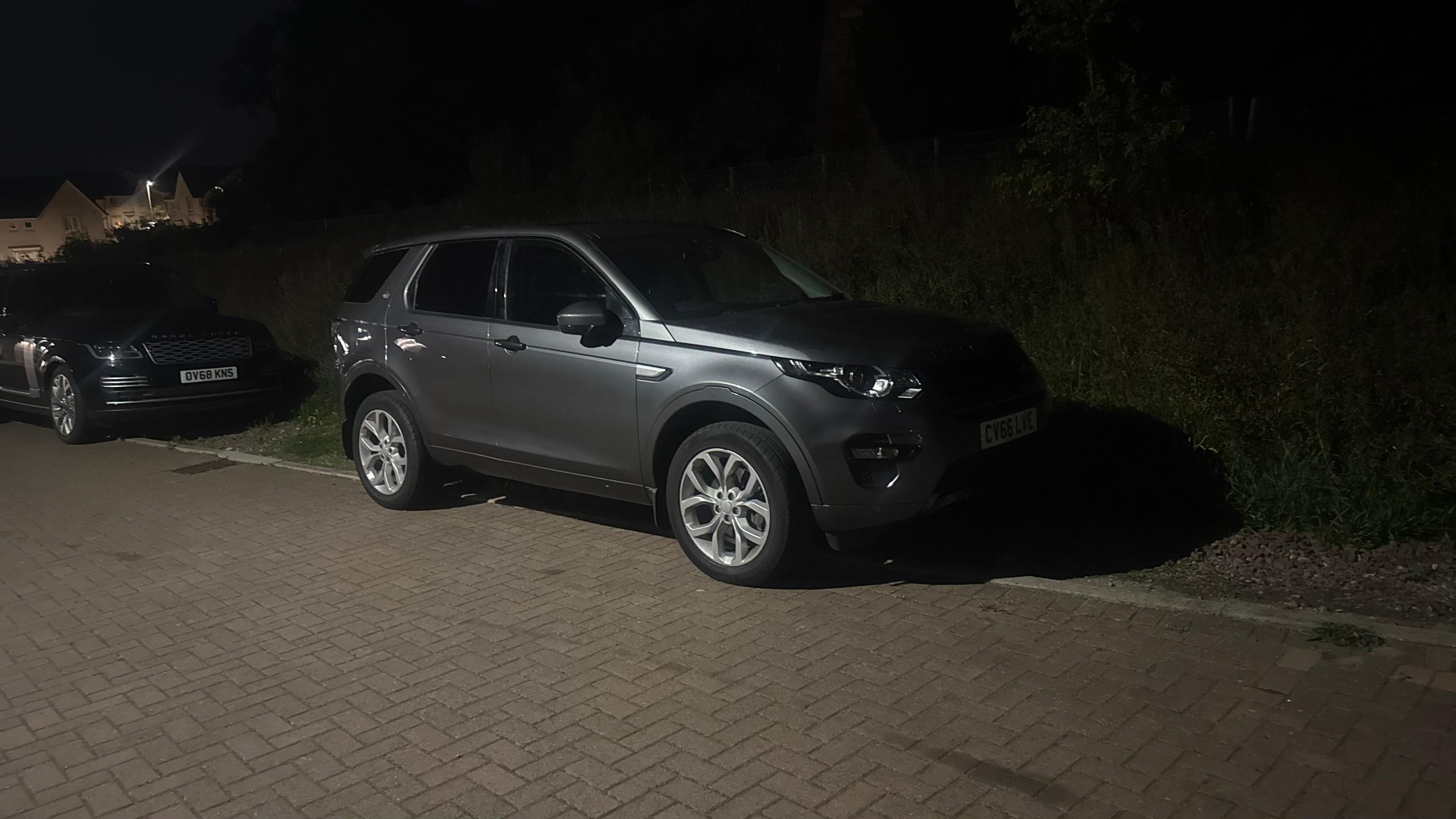 Land Rover Discovery Sport 2016 in Edinburgh