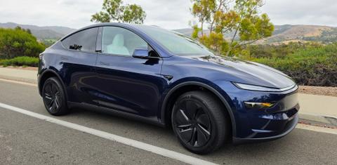 Tesla Model Y 2026