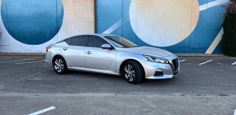 Nissan Altima 2019