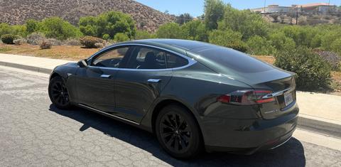 Tesla Model S 2014