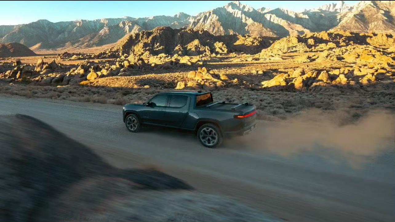 Rivian R1T 2023 in 