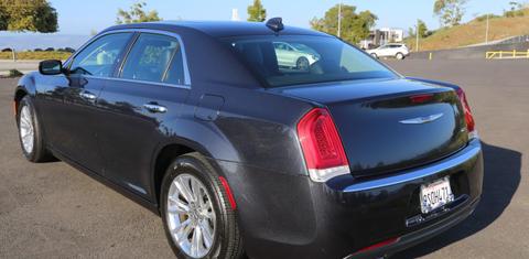 Chrysler 300 2016