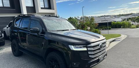 Toyota LANDCRUISER 2024