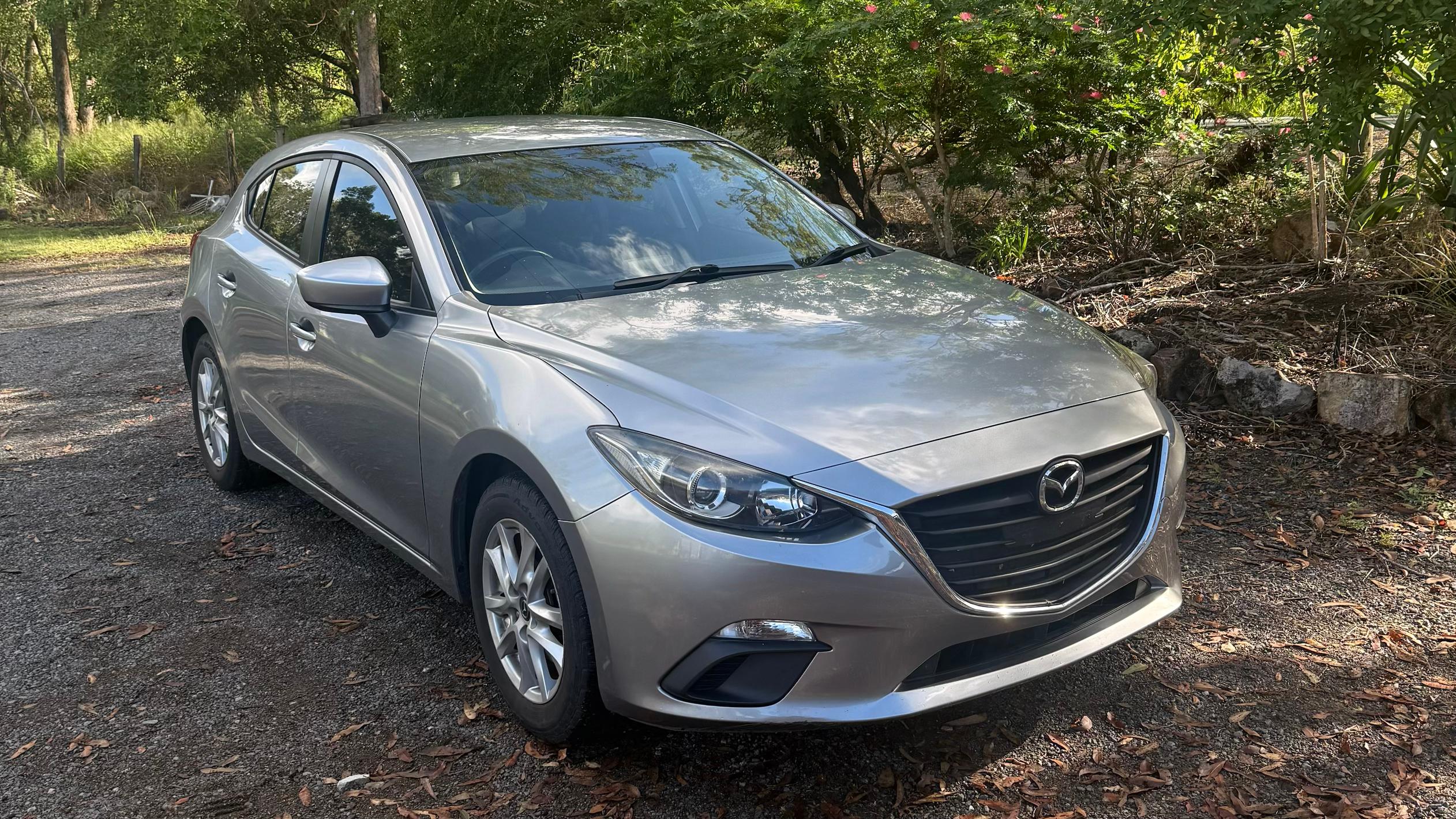 Mazda MAZDA3 2015 in Bli Bli