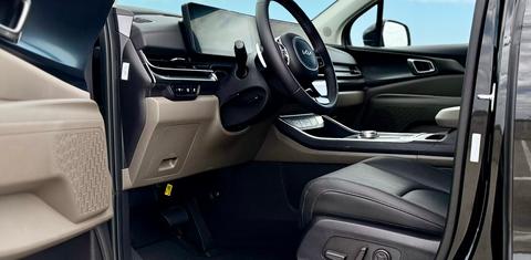 Kia Carnival Hybrid 2026