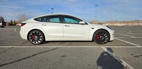 Tesla Model 3 2023