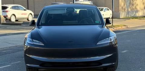 Tesla Model 3 2026